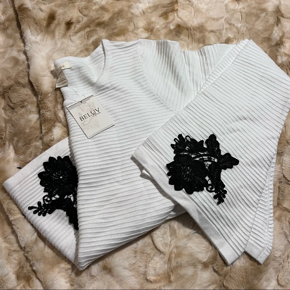NWT Belluv Bell Sleeve Top